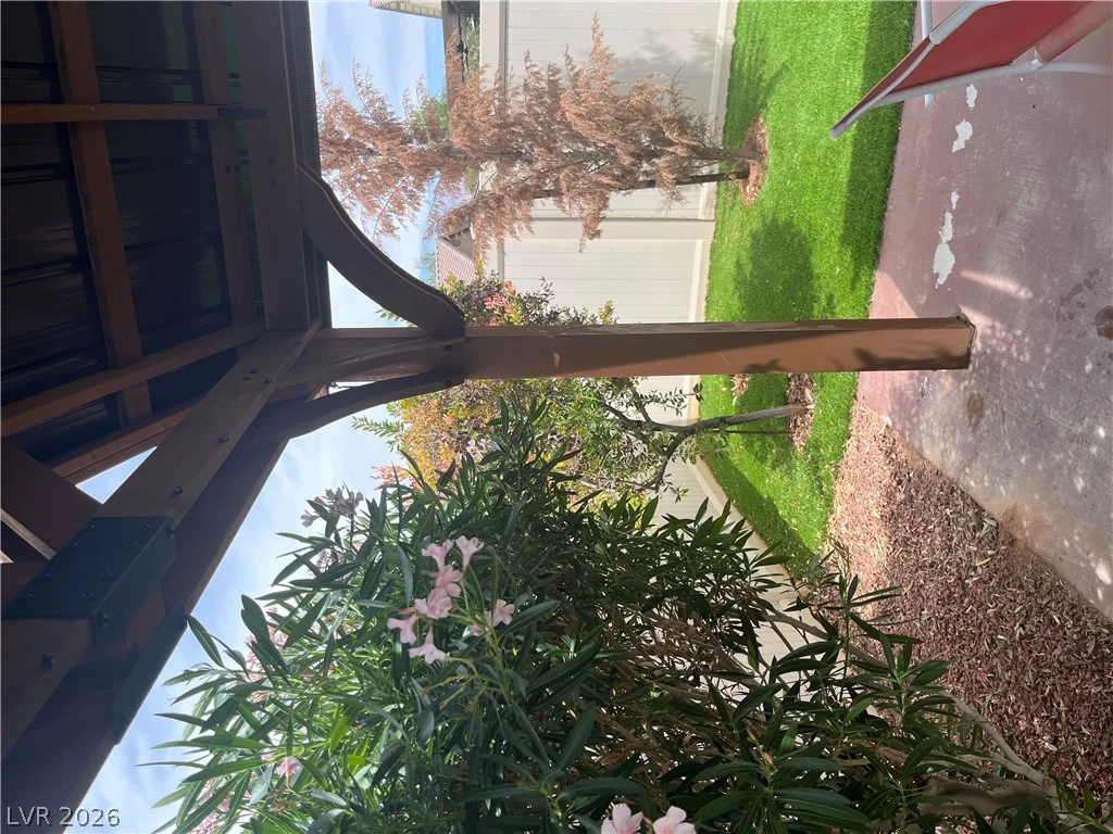5725 Alitak Bay, North Las Vegas, NV 89081
