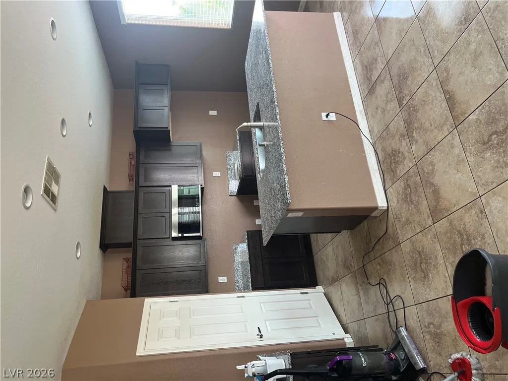 5725 Alitak Bay, North Las Vegas, NV 89081