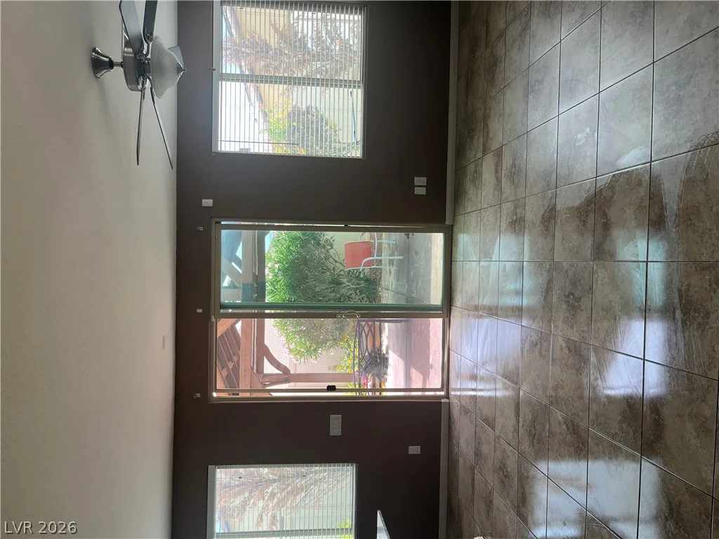 5725 Alitak Bay, North Las Vegas, NV 89081