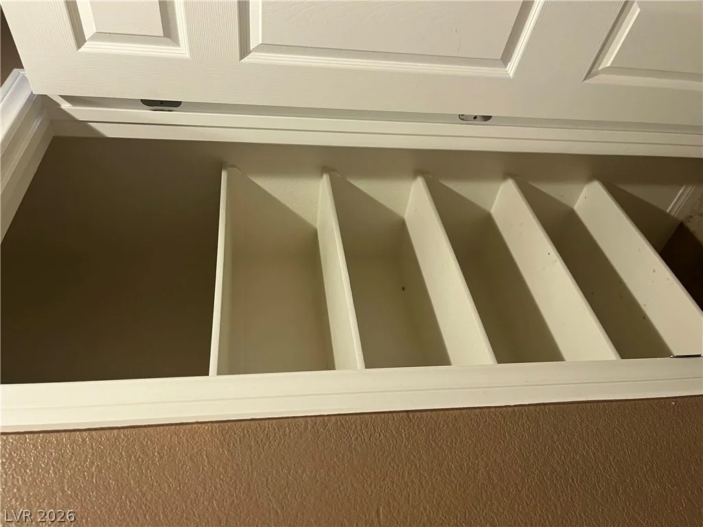 5725 Alitak Bay, North Las Vegas, NV 89081