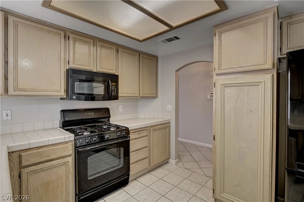 4520 Savin, Las Vegas, NV 89130