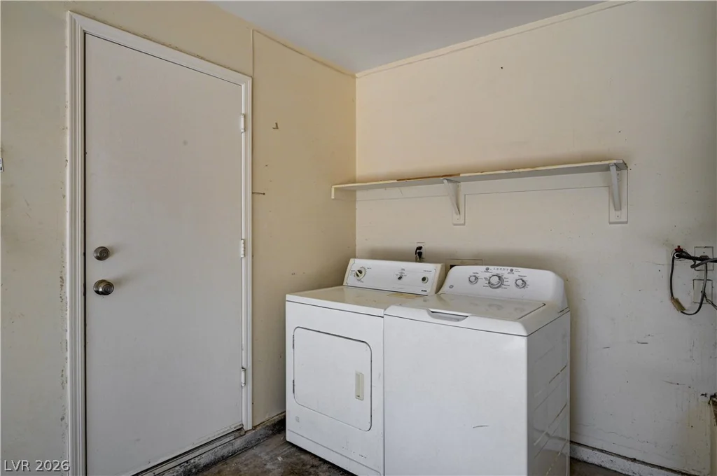 4520 Savin, Las Vegas, NV 89130