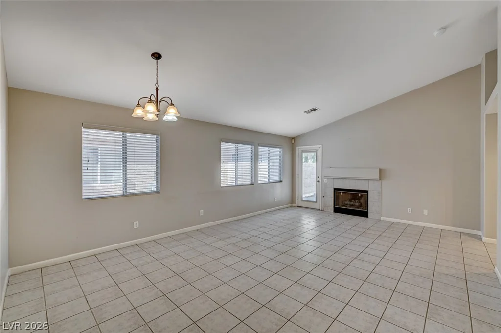 4520 Savin, Las Vegas, NV 89130