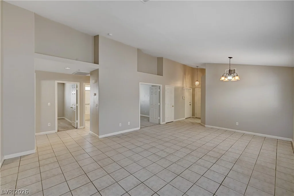 4520 Savin, Las Vegas, NV 89130