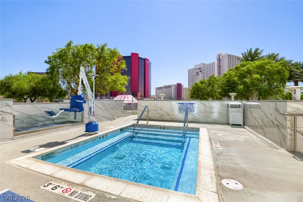 2700 Las Vegas, Las Vegas, NV 89109