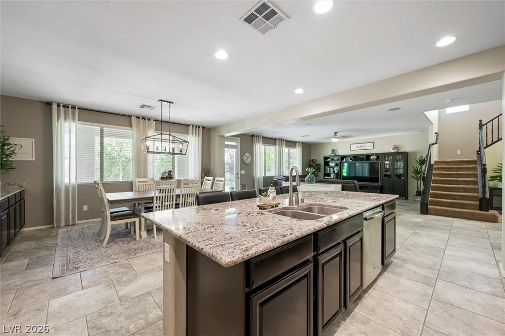 10142 Meriweather Grove, Las Vegas, NV 89166