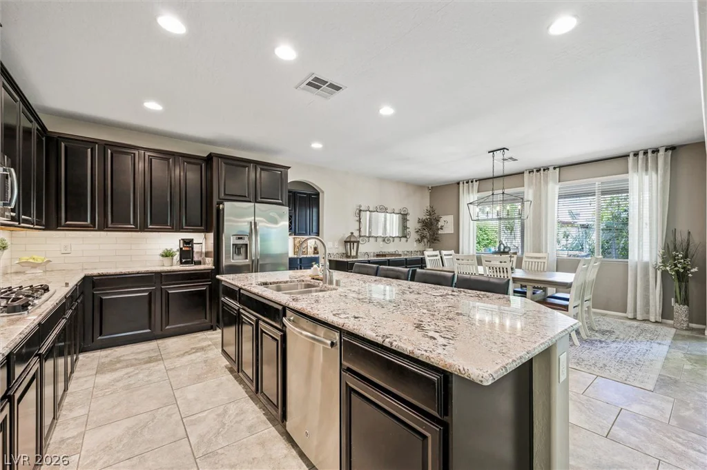 10142 Meriweather Grove, Las Vegas, NV 89166