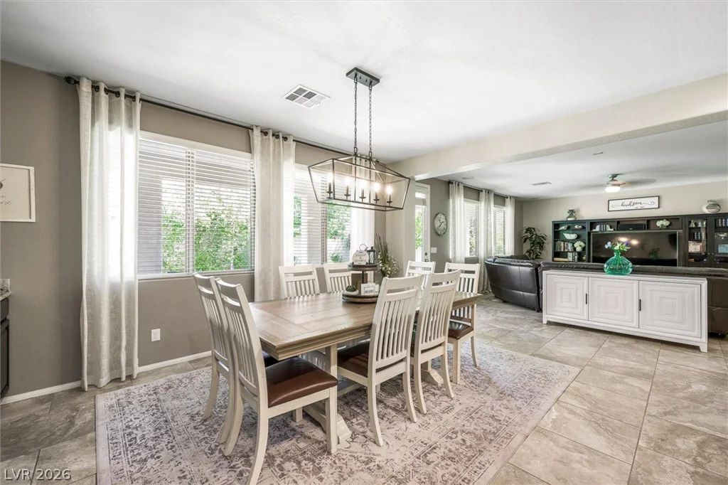 10142 Meriweather Grove, Las Vegas, NV 89166