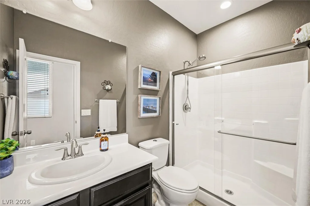 10142 Meriweather Grove, Las Vegas, NV 89166