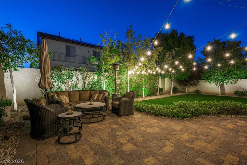 10142 Meriweather Grove, Las Vegas, NV 89166