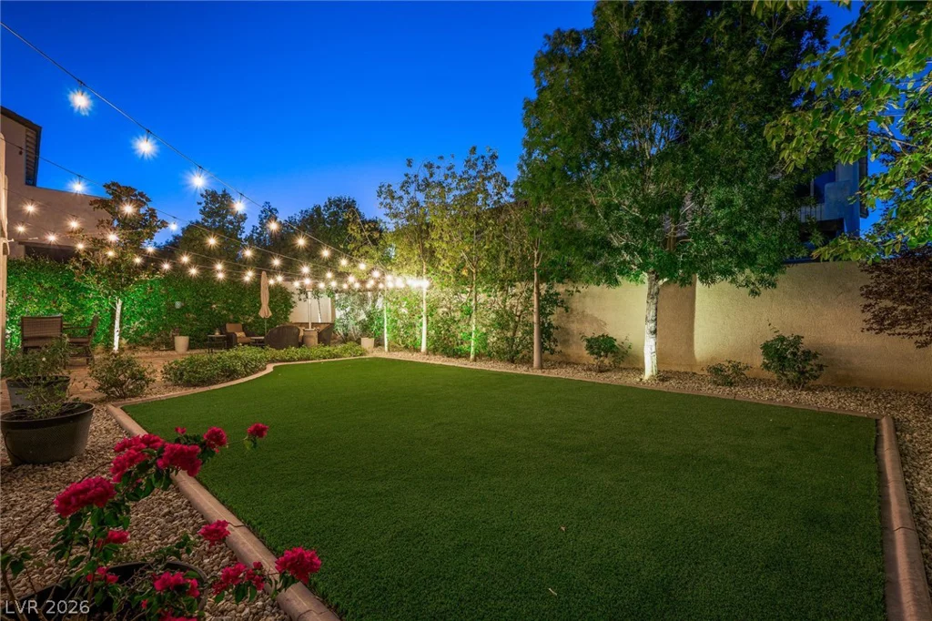 10142 Meriweather Grove, Las Vegas, NV 89166