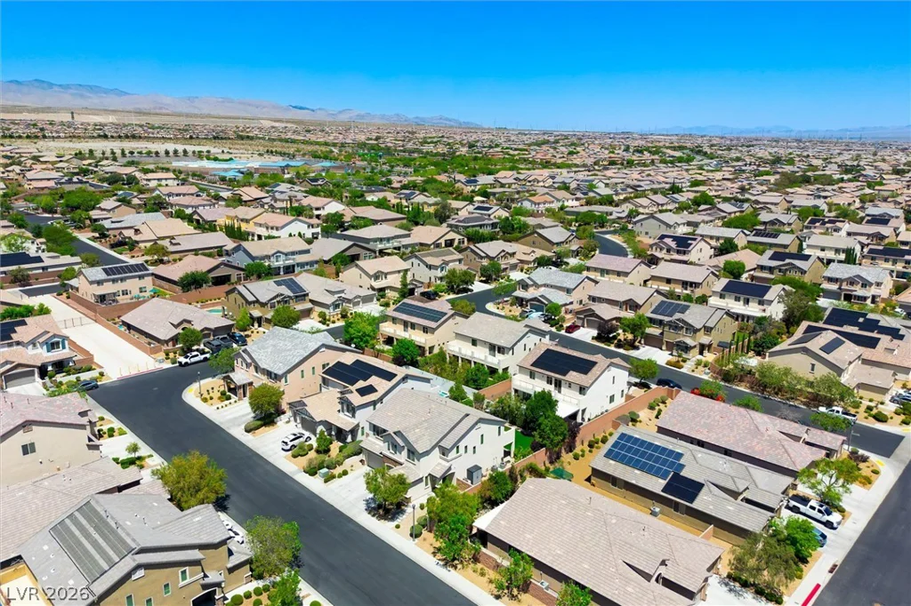 10142 Meriweather Grove, Las Vegas, NV 89166