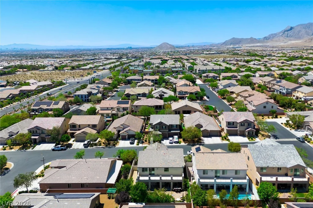 10142 Meriweather Grove, Las Vegas, NV 89166