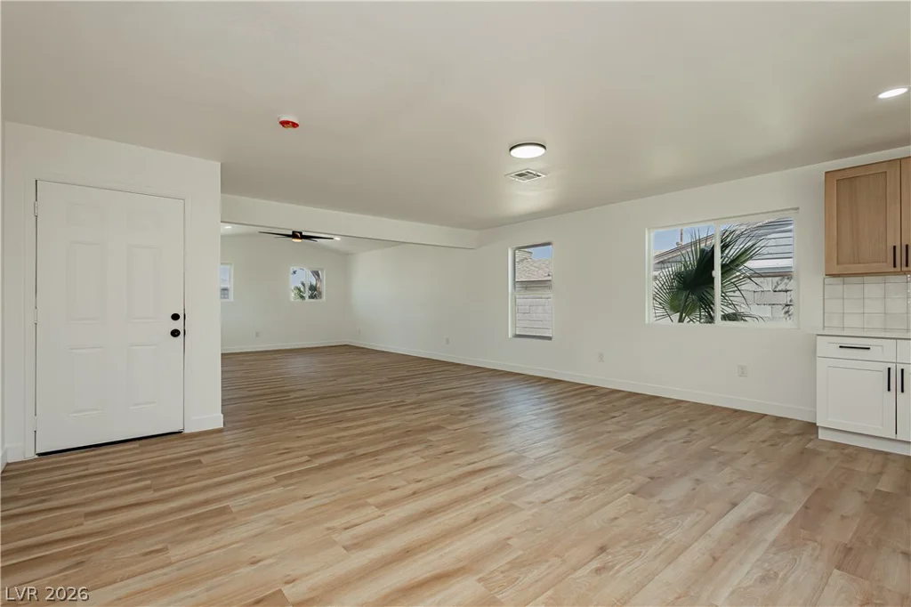 4815 El Tesoro, Las Vegas, NV 89121