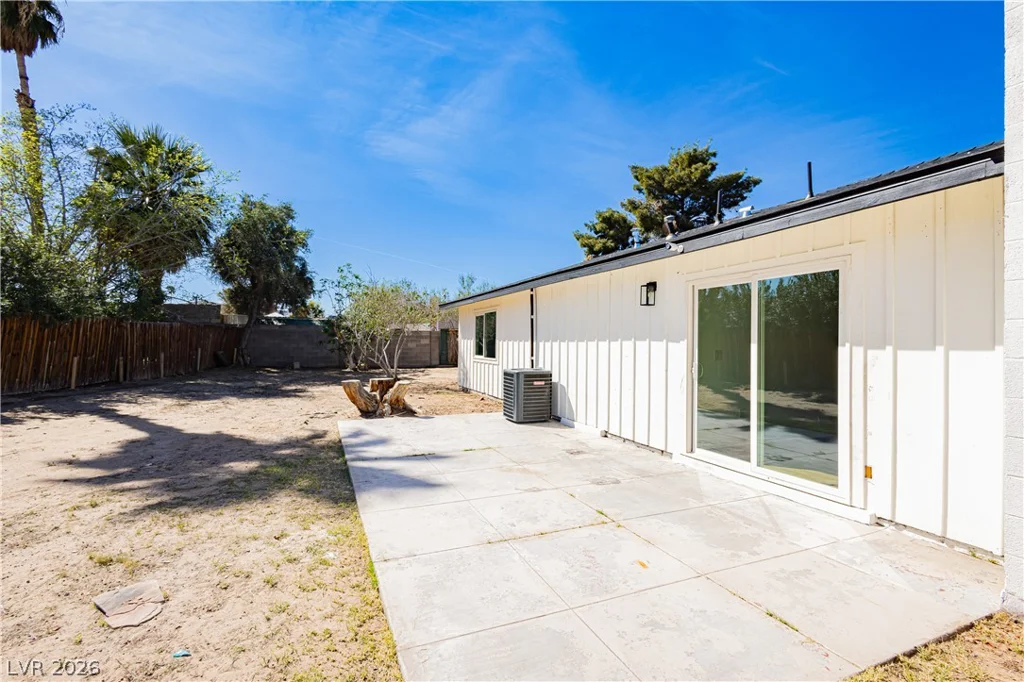 4815 El Tesoro, Las Vegas, NV 89121