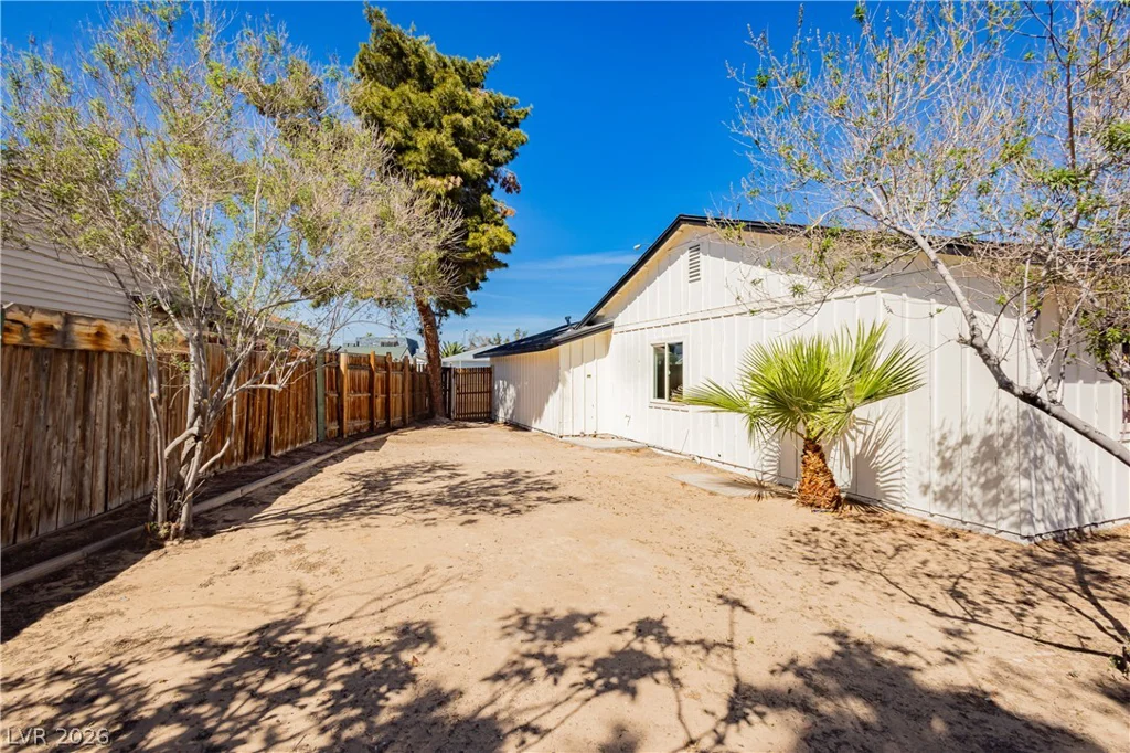 4815 El Tesoro, Las Vegas, NV 89121