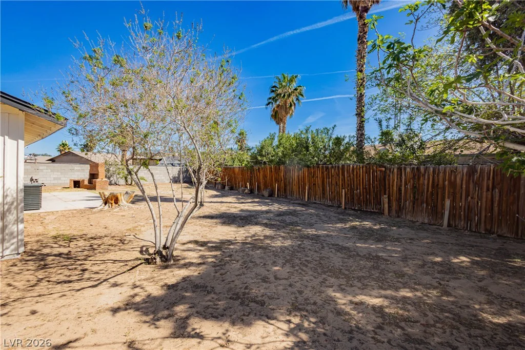 4815 El Tesoro, Las Vegas, NV 89121