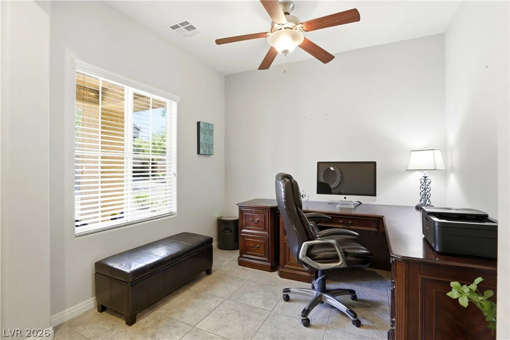 8144 Winterfell, Las Vegas, NV 89166