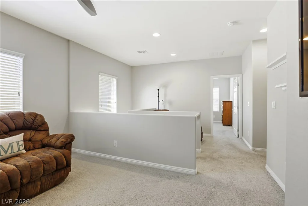 8144 Winterfell, Las Vegas, NV 89166