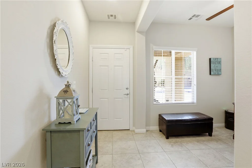 8144 Winterfell, Las Vegas, NV 89166