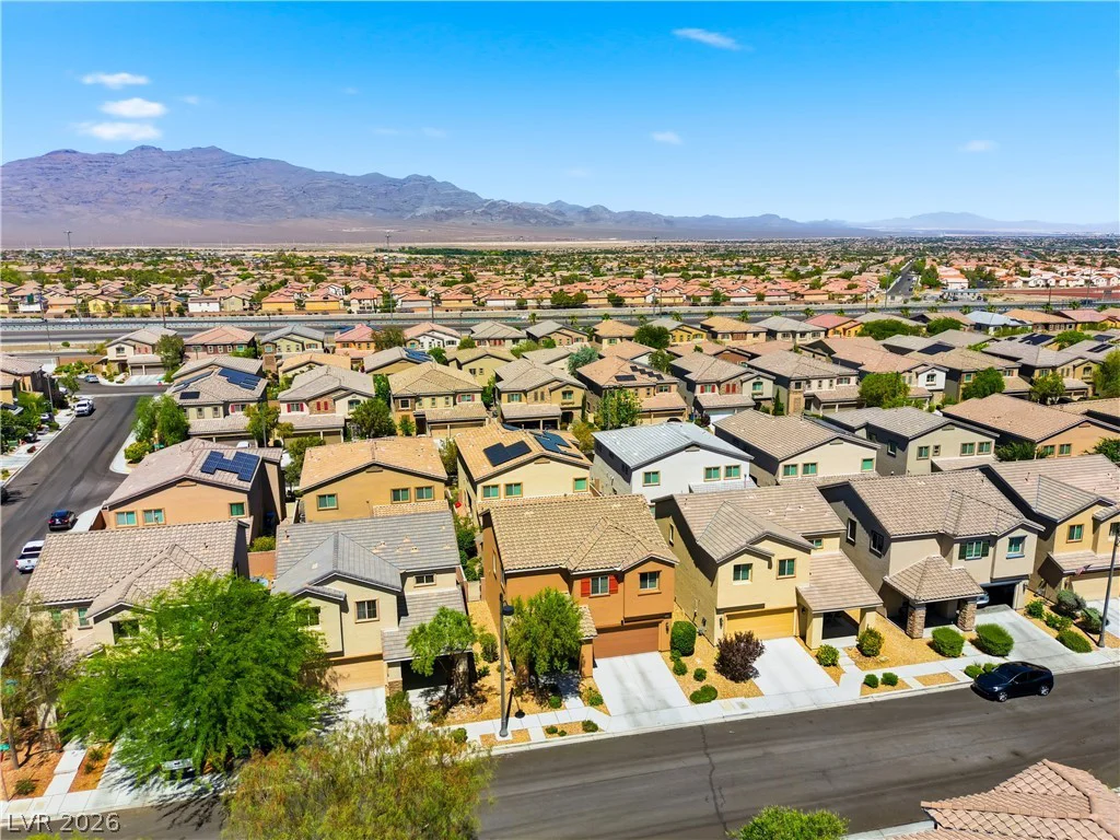 8144 Winterfell, Las Vegas, NV 89166