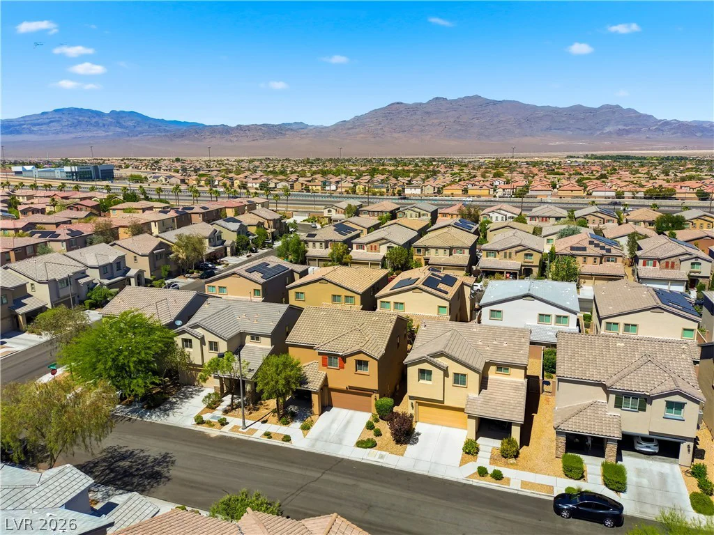 8144 Winterfell, Las Vegas, NV 89166