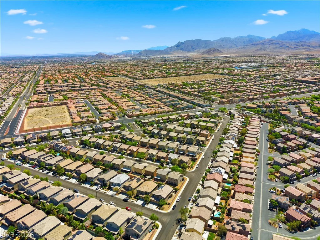 8144 Winterfell, Las Vegas, NV 89166