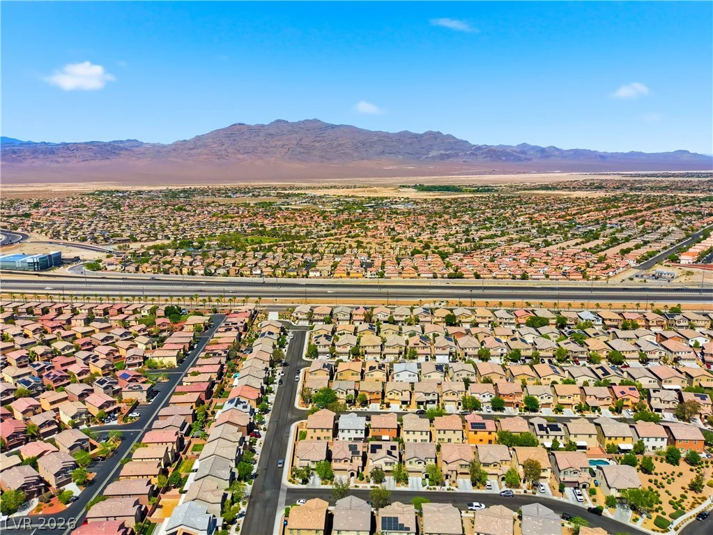 8144 Winterfell, Las Vegas, NV 89166