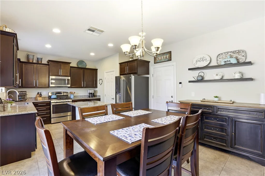 8144 Winterfell, Las Vegas, NV 89166