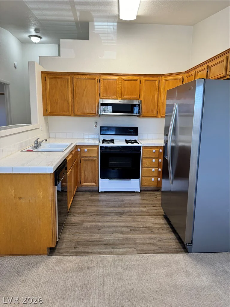 2110 Los Feliz, Las Vegas, NV 89156