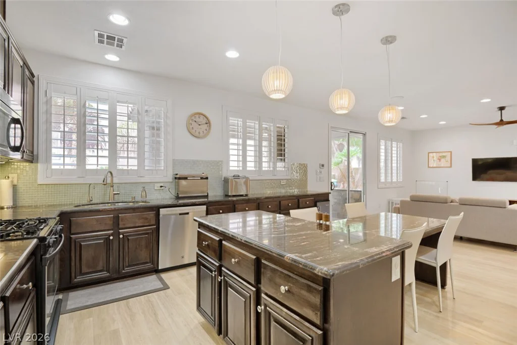 1153 Orphington, Henderson, NV 89002