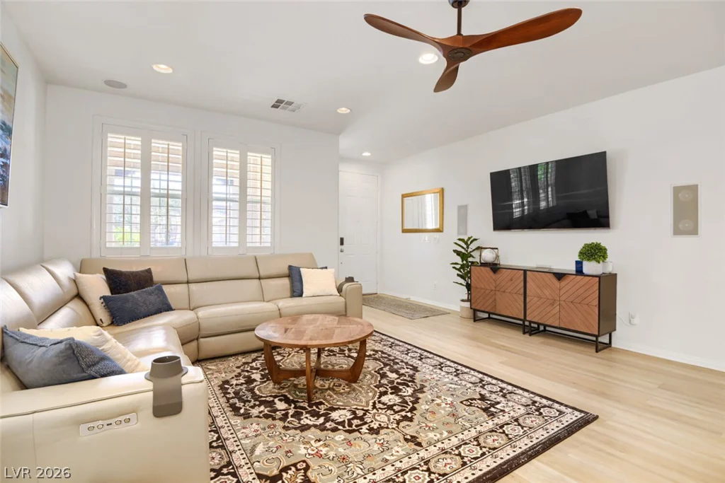 1153 Orphington, Henderson, NV 89002