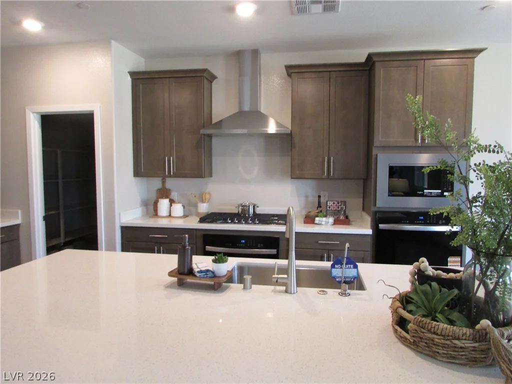 1012 FOX FALCON, Henderson, NV 89011