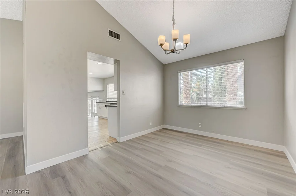 5872 Buhl, Las Vegas, NV 89103