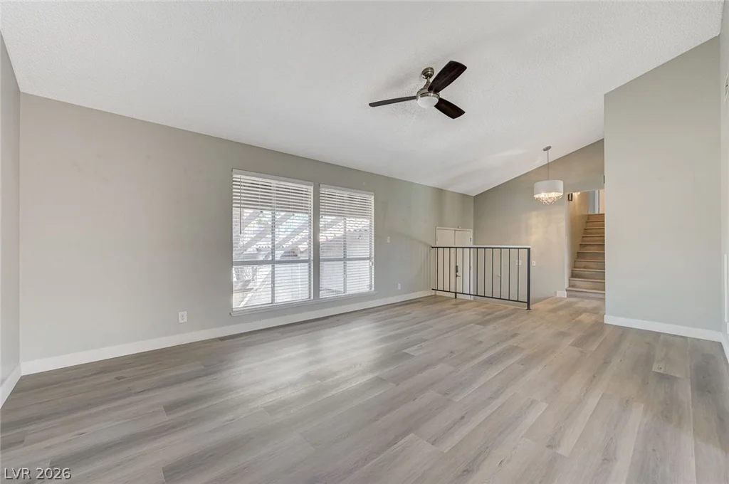 5872 Buhl, Las Vegas, NV 89103
