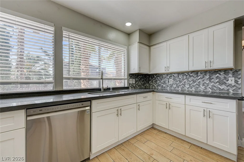 5872 Buhl, Las Vegas, NV 89103