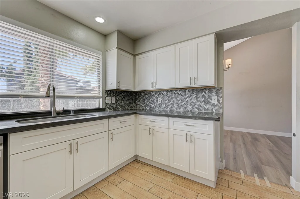 5872 Buhl, Las Vegas, NV 89103