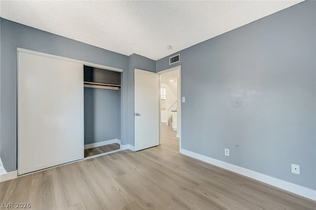 5872 Buhl, Las Vegas, NV 89103