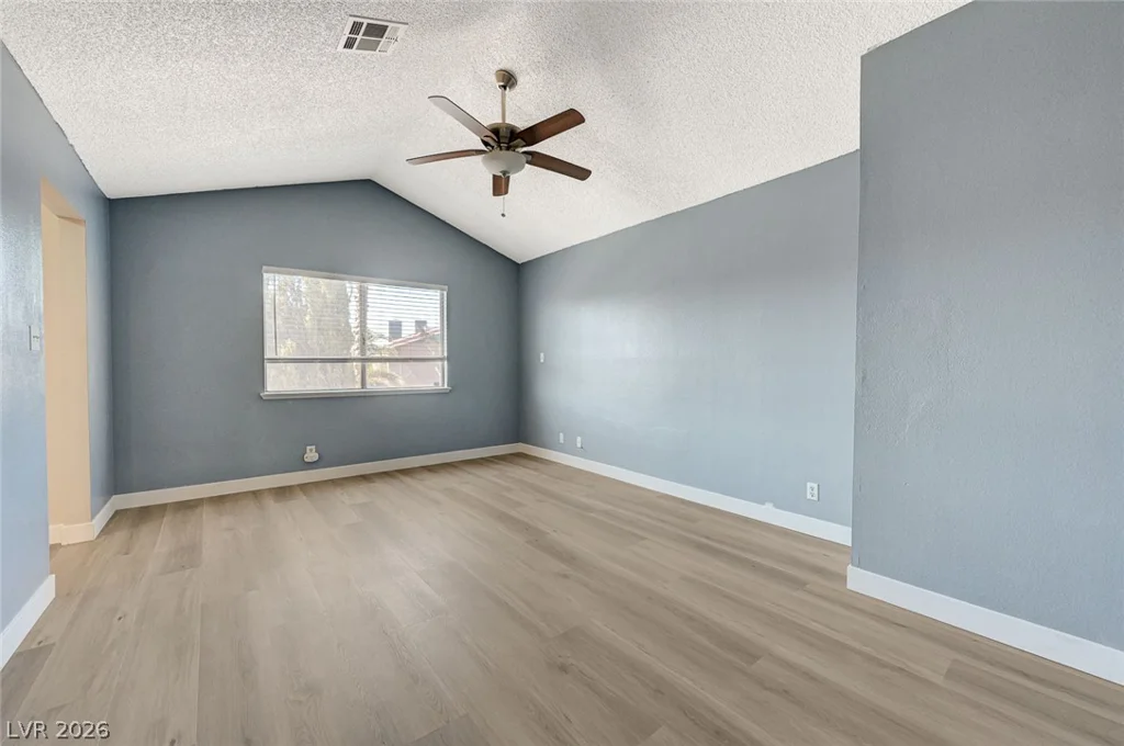 5872 Buhl, Las Vegas, NV 89103
