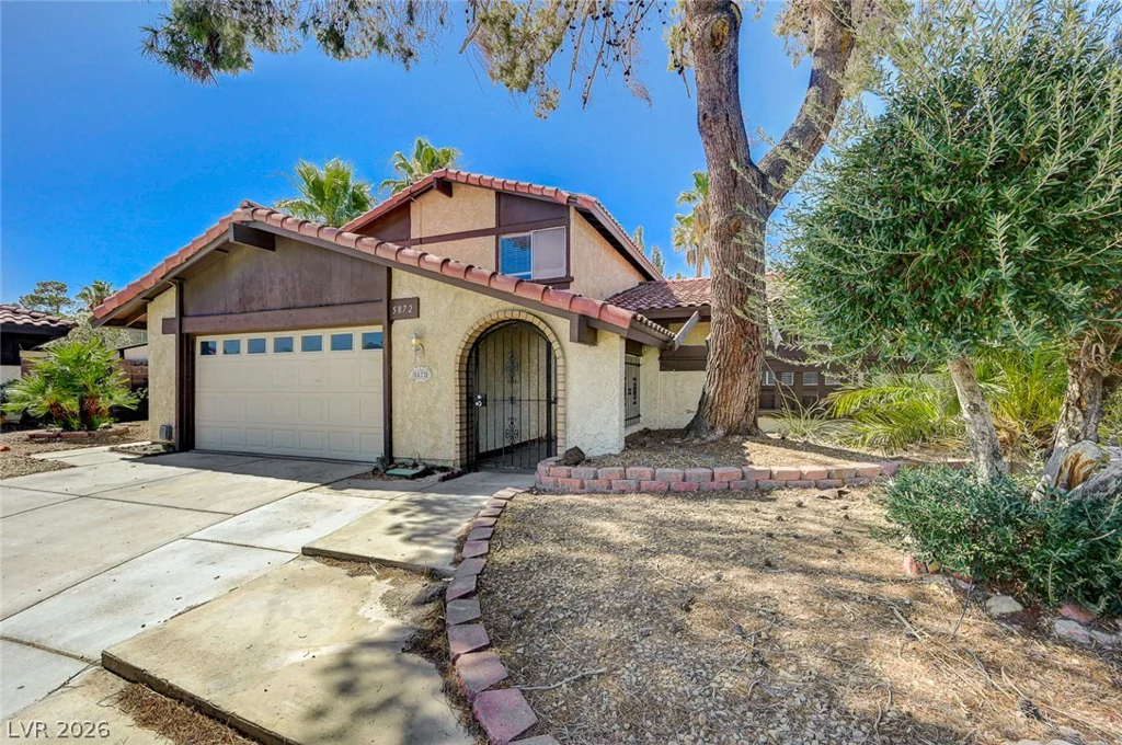5872 Buhl, Las Vegas, NV 89103