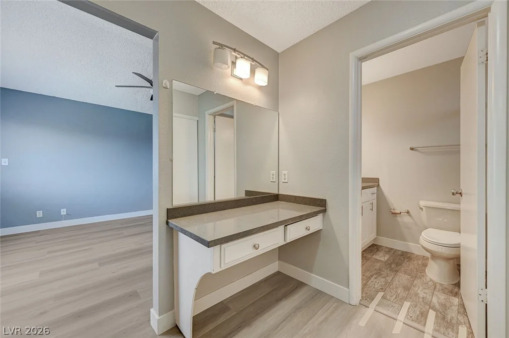 5872 Buhl, Las Vegas, NV 89103