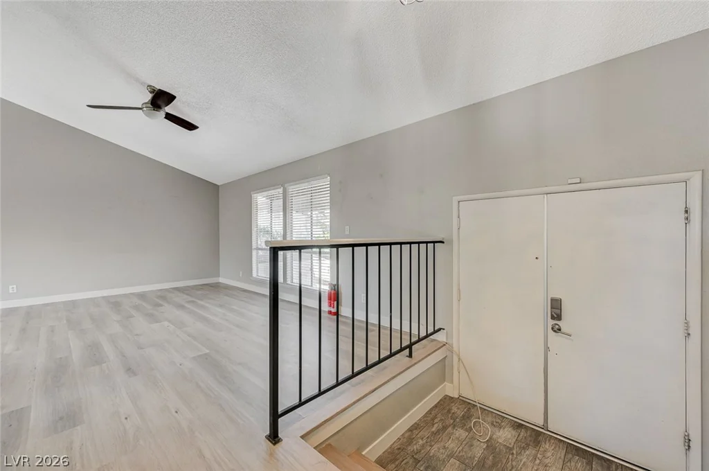 5872 Buhl, Las Vegas, NV 89103