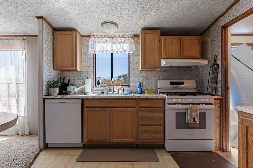 1475 Gubler, Logandale, NV 89021