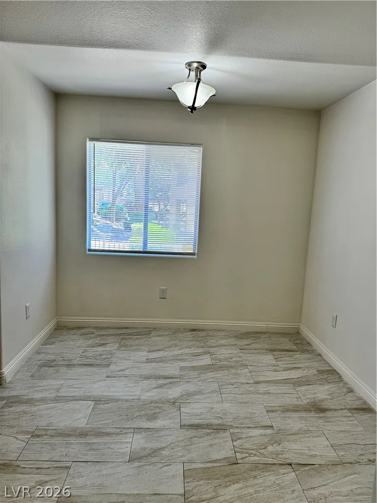 2110 Los Feliz, Las Vegas, NV 89156
