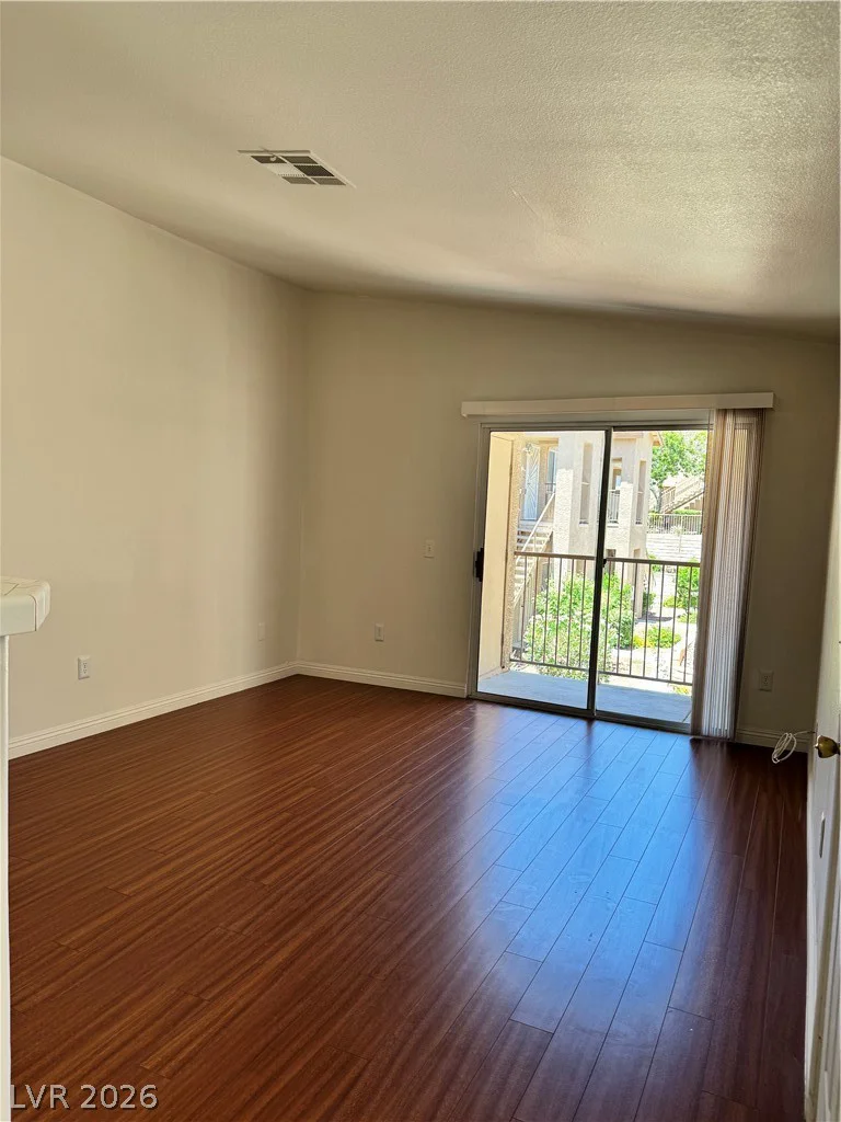 2110 Los Feliz, Las Vegas, NV 89156