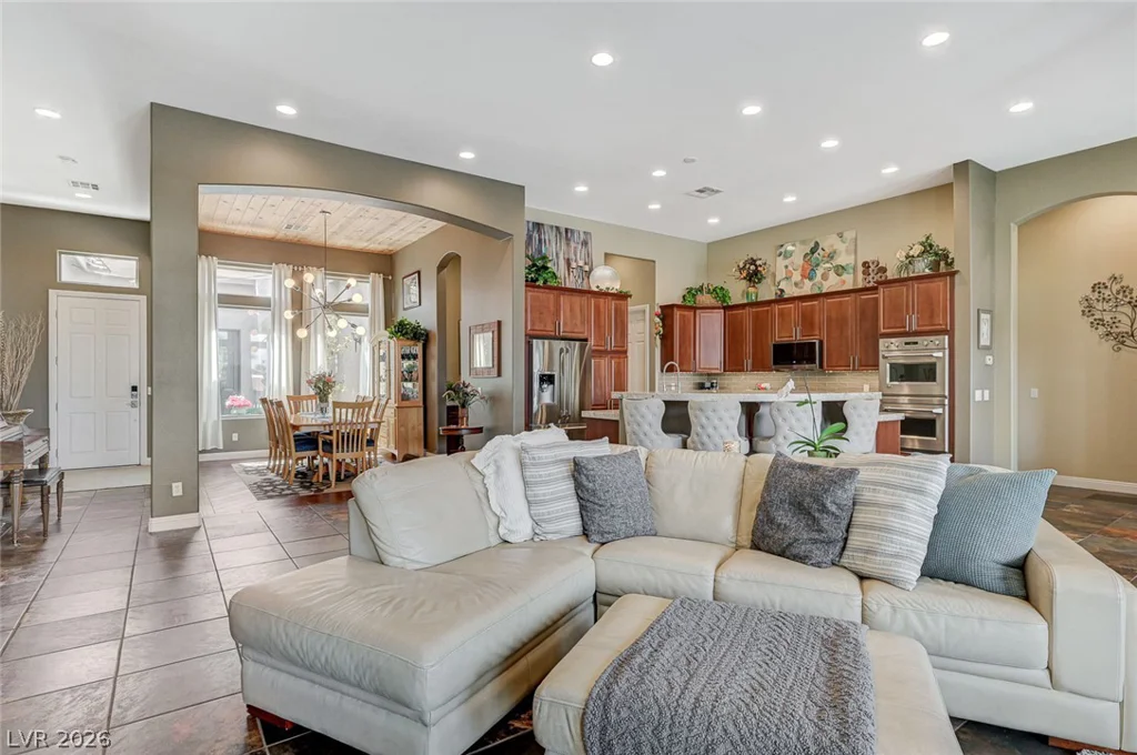7638 Rafter, Las Vegas, NV 89139