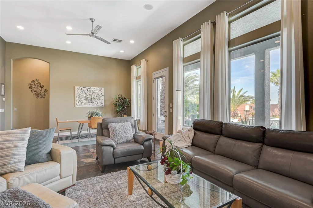 7638 Rafter, Las Vegas, NV 89139