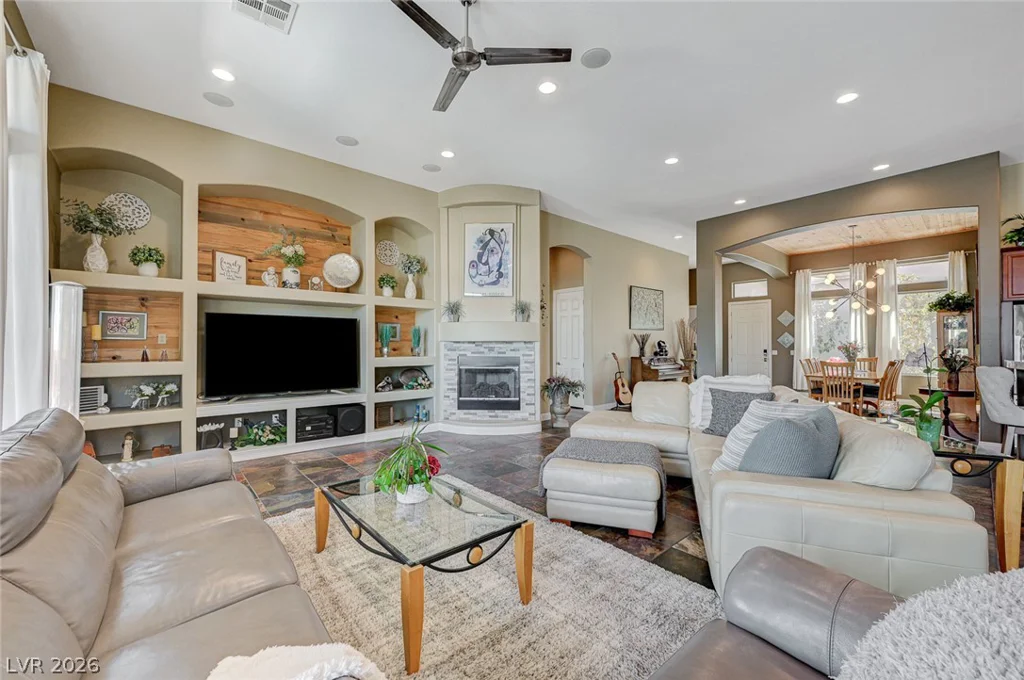7638 Rafter, Las Vegas, NV 89139