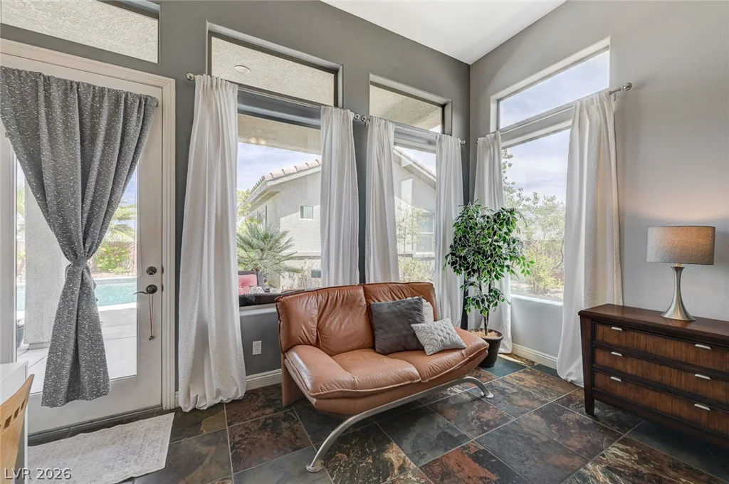7638 Rafter, Las Vegas, NV 89139