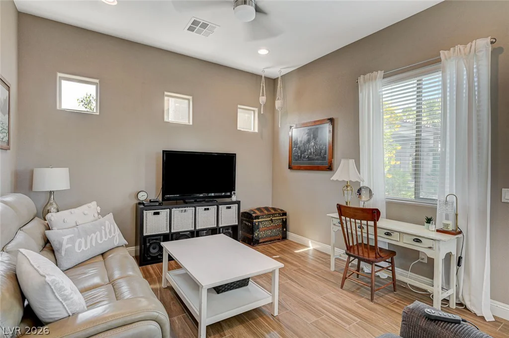 7638 Rafter, Las Vegas, NV 89139